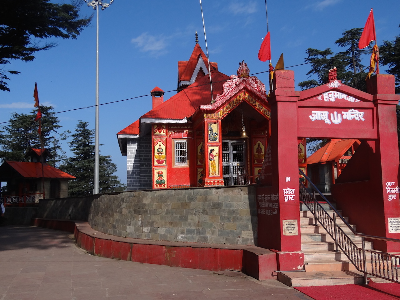 Fot. 4. Świątynia jakszy (Jakhu), Shimla